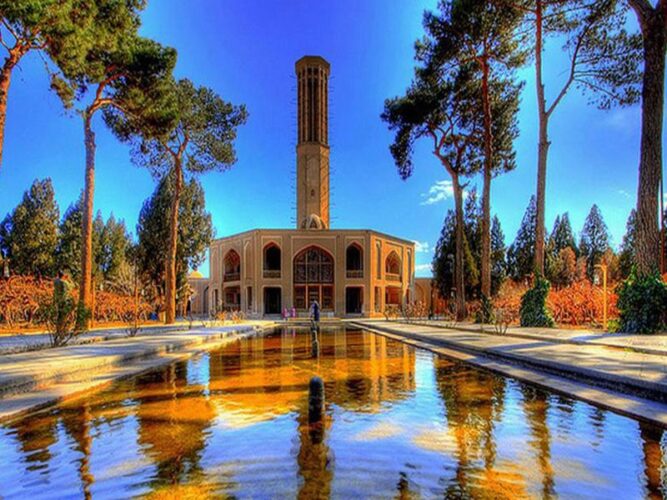 باغ دولت آباد یزد و بادگیرهای سنتی یزد